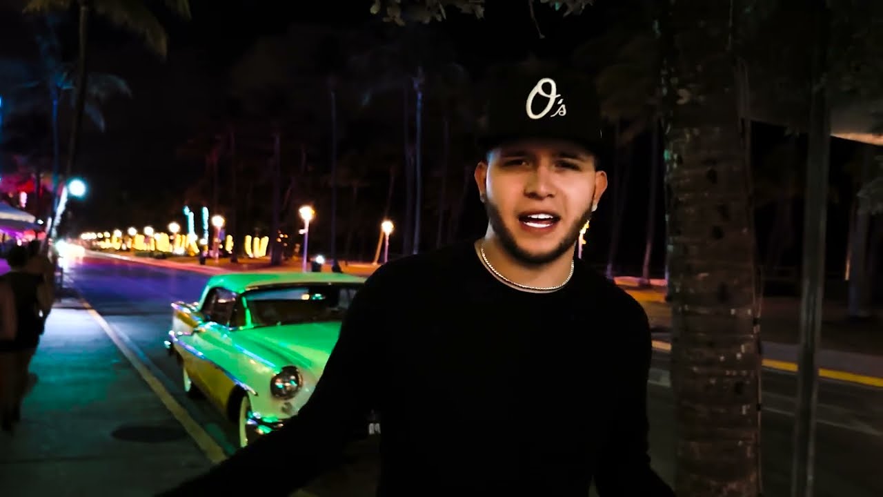 Hansum - Stuck In My Ways (Official Music Video)