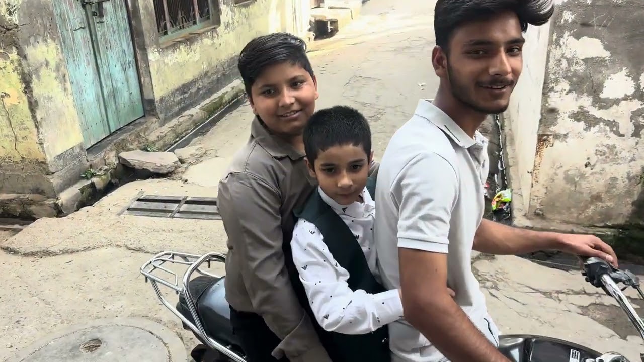￼ G wagon dakh li aj 🙂