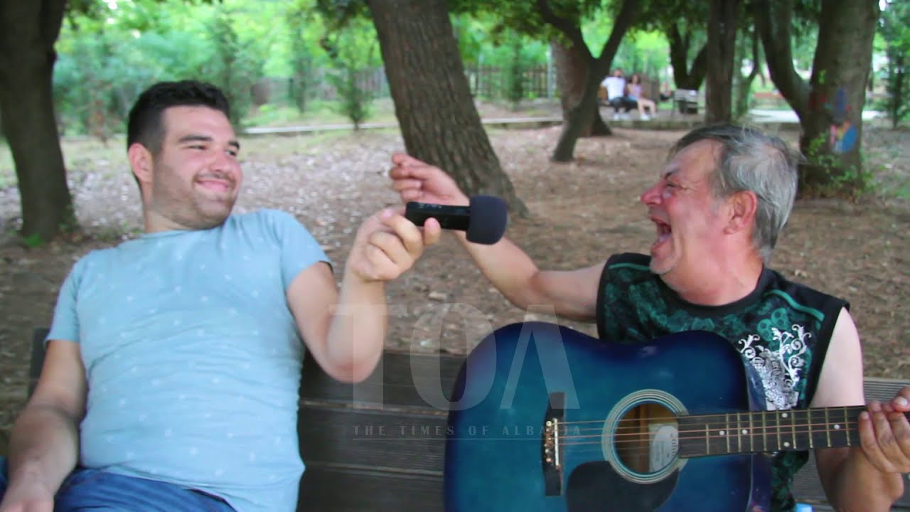 Qytetari që nuk mban dot të qeshurën / vox pop / toa.al