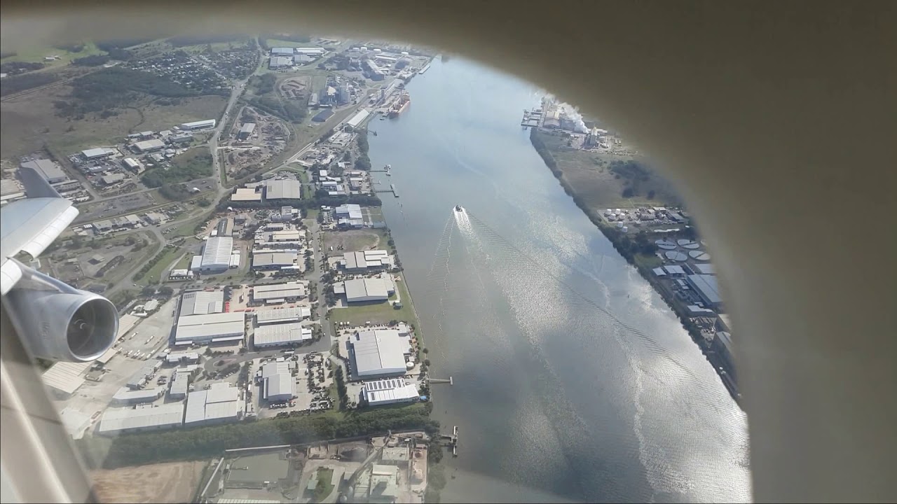 QANTAS 747-400 RB211 HEAVEN!!! Take off and climb out of Brisbane.