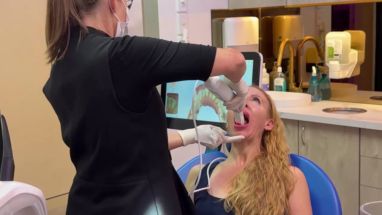 What Happens During a 3D Dental Scan? | iTero Intraoral Scanner in Action 🦷✨