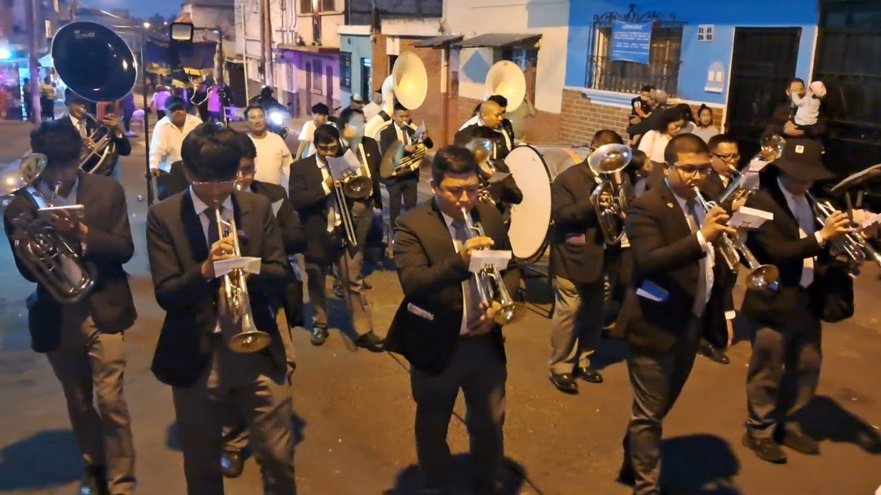 EL NAZARENO DE LA ESCUELA DE CRISTO -  Banda 