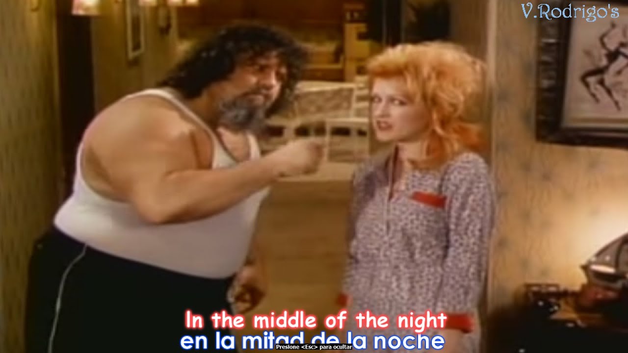 Cyndi Lauper - Girls just want to have fun [Lyrics y Subtitulos en Espa&ntilde;ol]