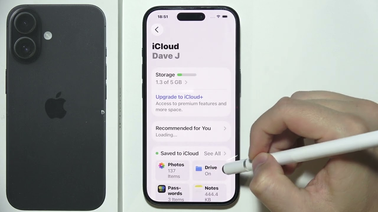 iPhone 17: How to Sync Messages to iCloud?