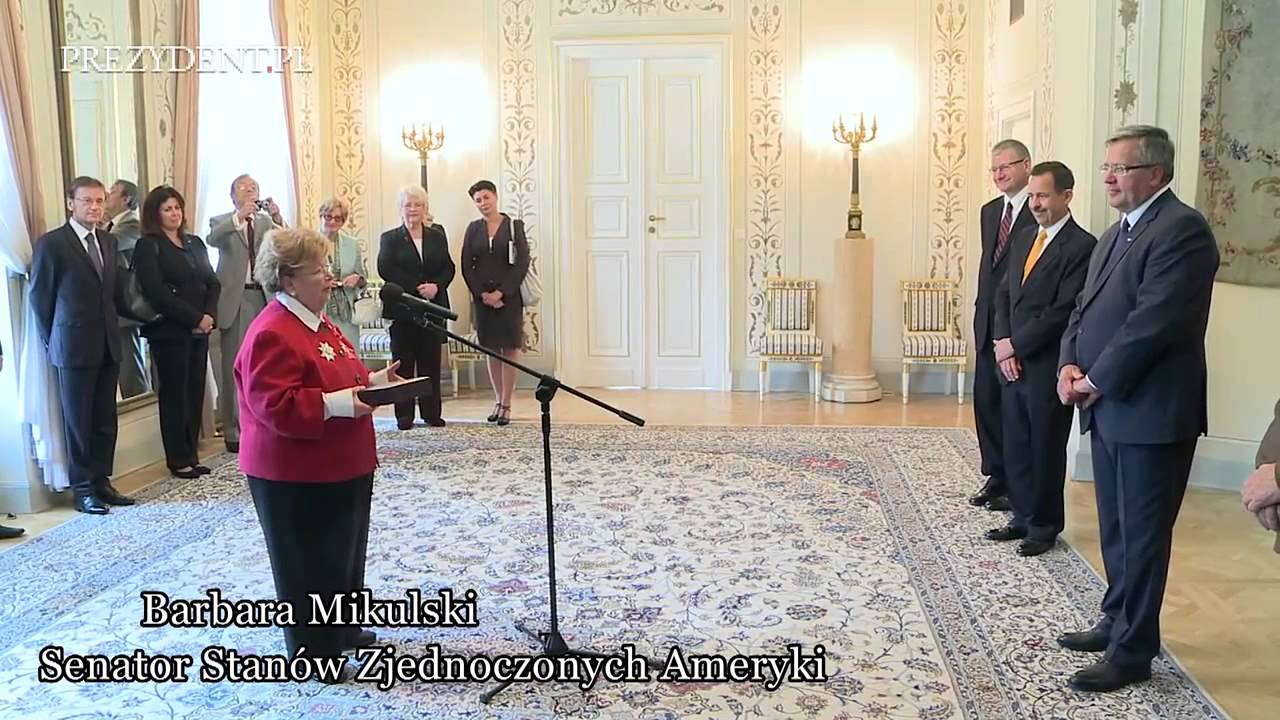 Mikulski Receives Commander's Cross with Star of Polonia Restituta from Polish President Komorowski