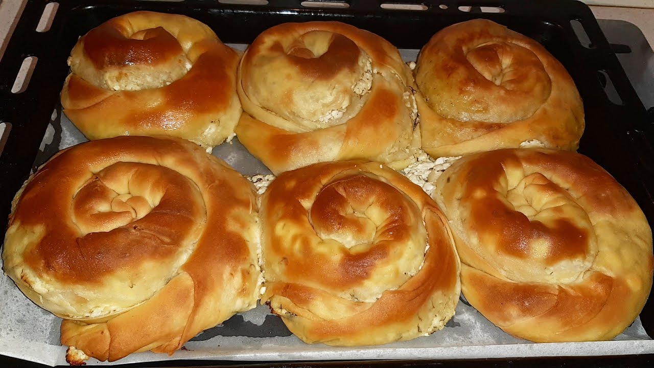 Plăcinte Moldoveneşti la cuptor/vertuta alla scoperta della cucina Moldava/Vertuta Moldavian cuisine