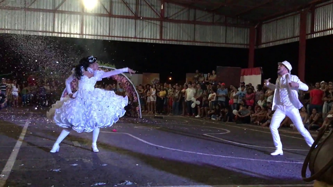 Casal de noivos Caipiras do Borocoxó2017 Gleyson e Camila campeão Estadual 2017