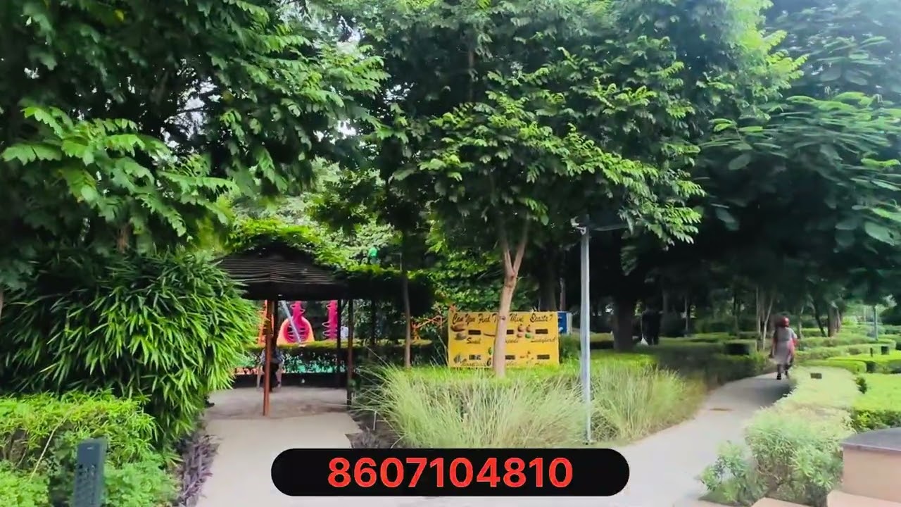 BPTP ASTAIRE GARDEN SECTOR 70A 3ACRES OF PARK & GREEN AREA CLUB HOUSE SWEEMING POOL GYM  VICINITY 
