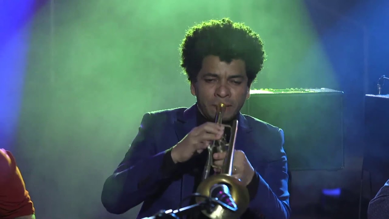 Santa Morena (Jacob do Bandolim) - Wiener Choro Ensemble