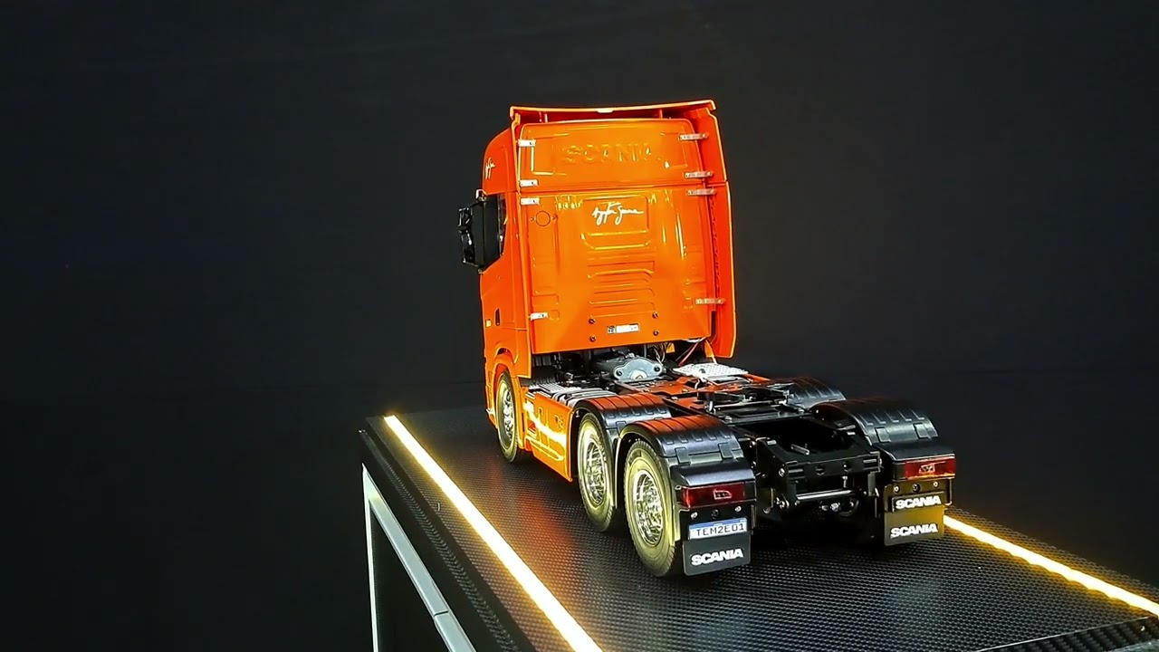 SCANIA 770S TRACAO 6X4 EM MINIATURA!! 