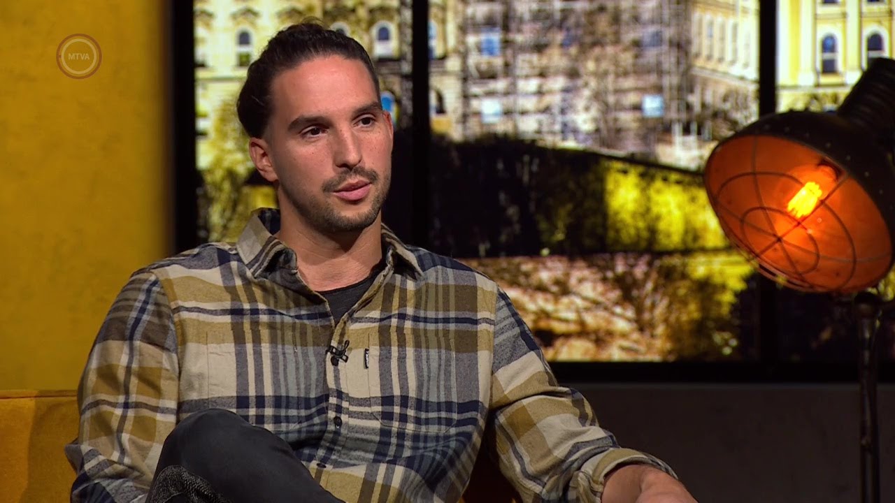 Kontúr, 2022. december 3. - Bagossy Norbert énekes, zenész