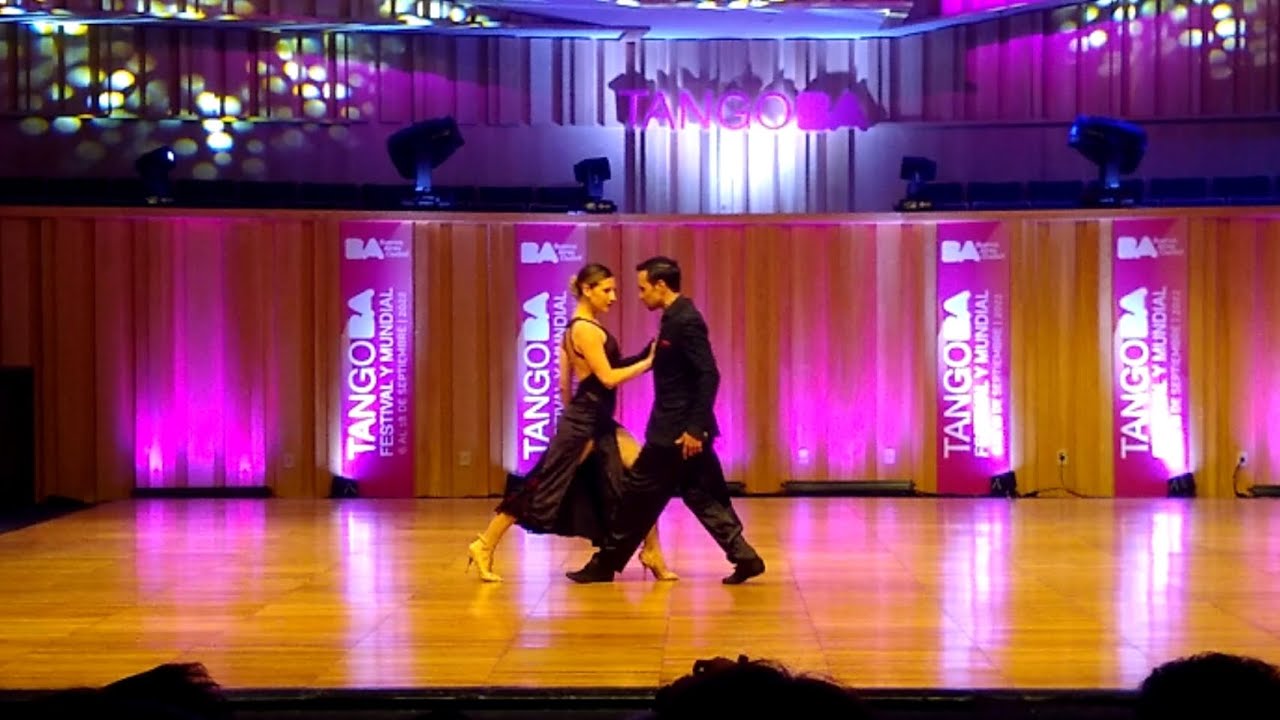 El Huracán - Mundial 2022. Froyamel y Nadina 