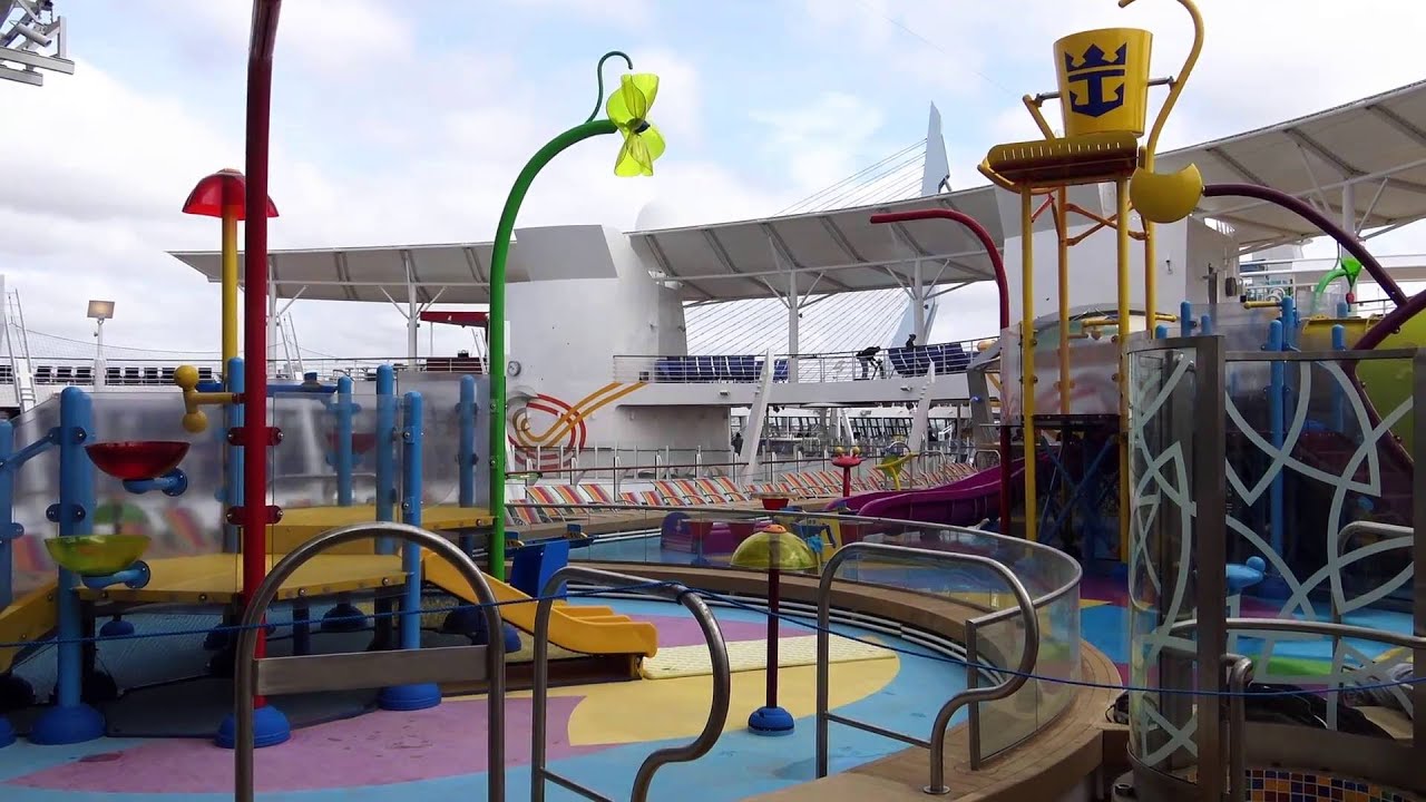 HARMONY OF THE SEAS  TOUR - BEACH POOL -  SANDBAR AND SPLASHAWAY BAY