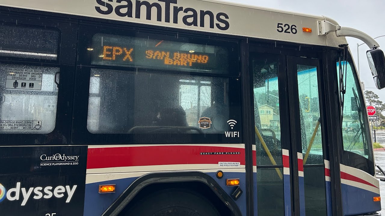 Highway 101 Southbound | SamTrans #526 on Route EPX From SFO Airtrain to Redwood City