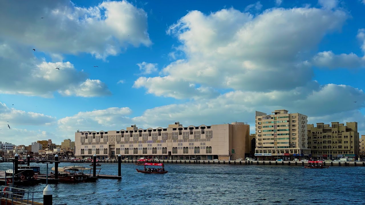 Al Seef Dubai 🇦🇪 | 4K Walking Tour Along Dubai Creek | Heritage & Waterfront Vibes