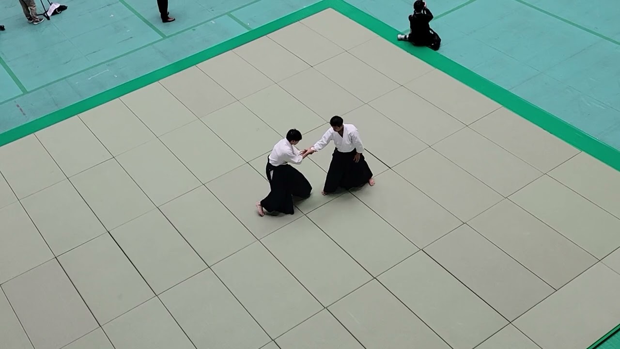 第62回全日本合気道演武大会  指導部指導員演武(投げ技)  深浦 徹也先生