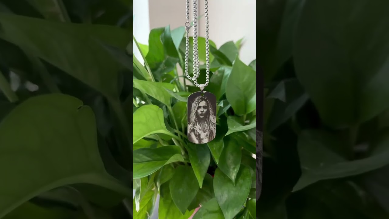 Stainless steel dog tag character photo laser marking.