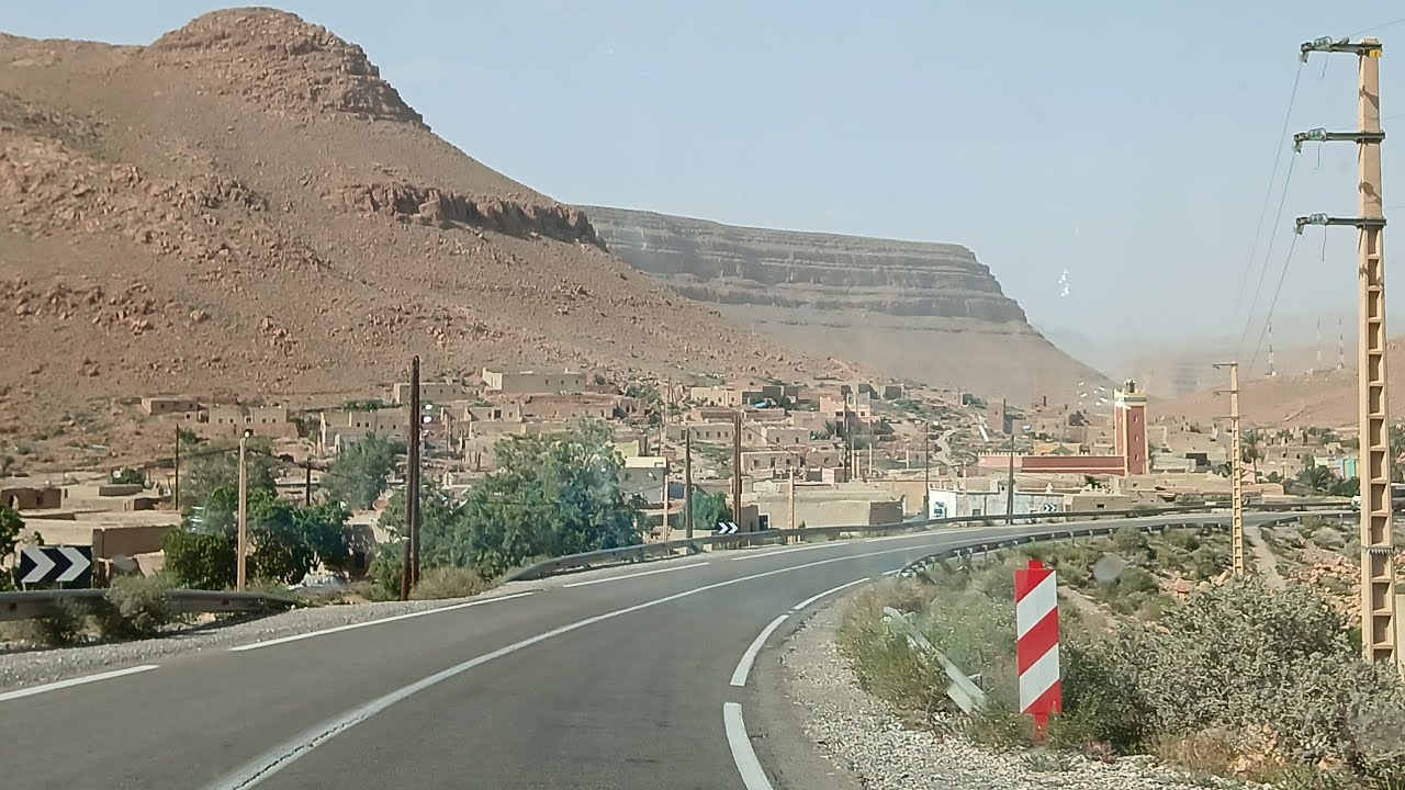 روعة الطريق بين مدينة الرشيدية والريش ياله تسافرو معايا Driving from Rich to Errachidia