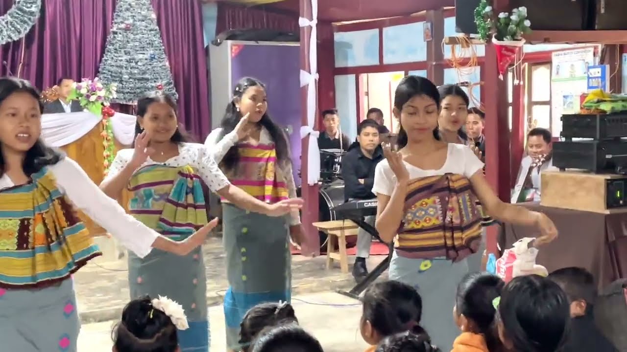 Dayud Ni Nogorai || E.B.C.Y.F || Christmas Dance
