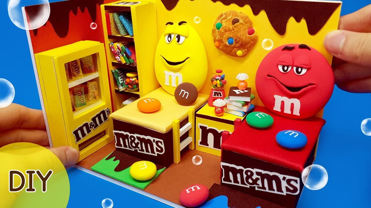 DIY Miniature Dollhouse  - m&m's room decor !