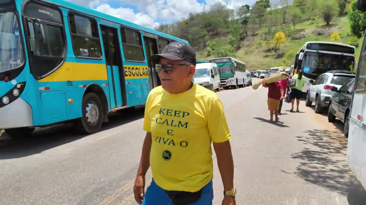 Romaria da vila de São Francisco esse ano tinha bastante carro 🚍🚗