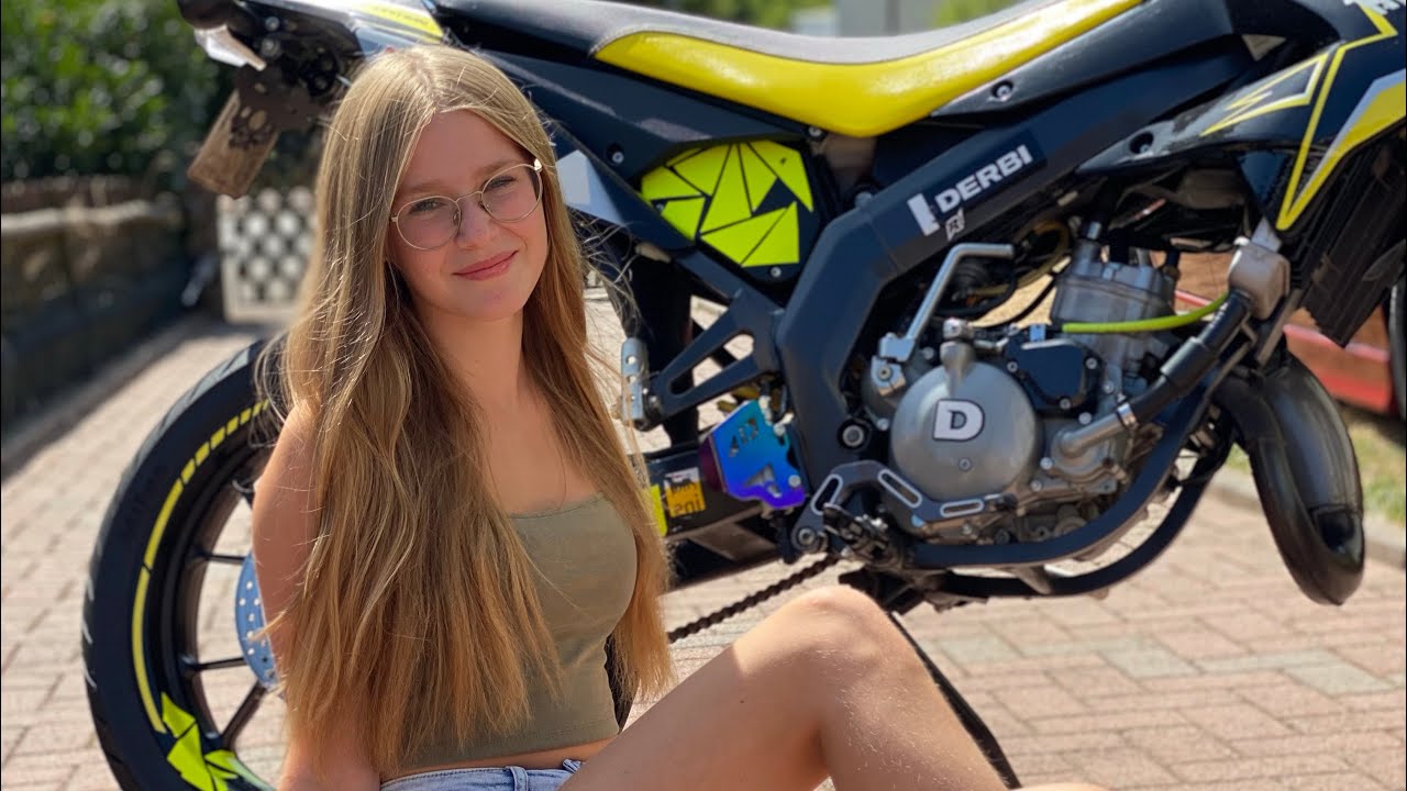 Meine erste Supermoto: Derbi Senda DRD x-treme Sm 50 limited edition