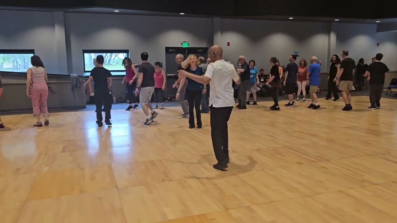 Le'ehov Otach Kol Yom (Hora Eclipse Kochavim)(Y. Malichi)(dance)(P)