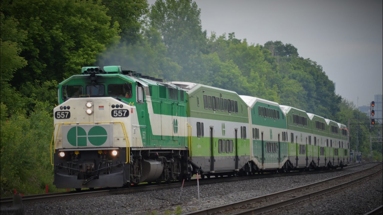 GO Transit Bombardier BiLevel Coach #2729 pushed by 1994 GMDD F59PH #564 | Stouffville Line
