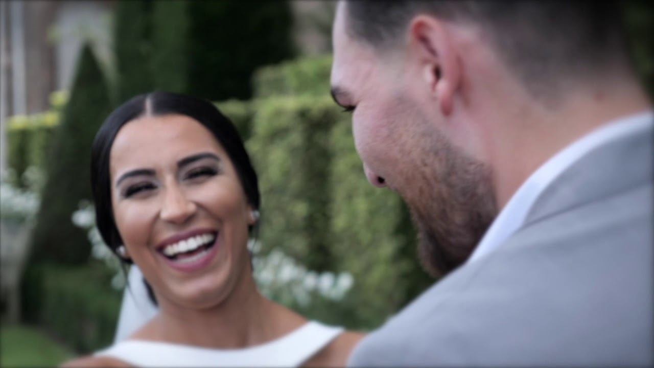 Broer houdt emotionele speech tijdens huwelijksvoltrekking  - Nikah Jawoord She Said Yess