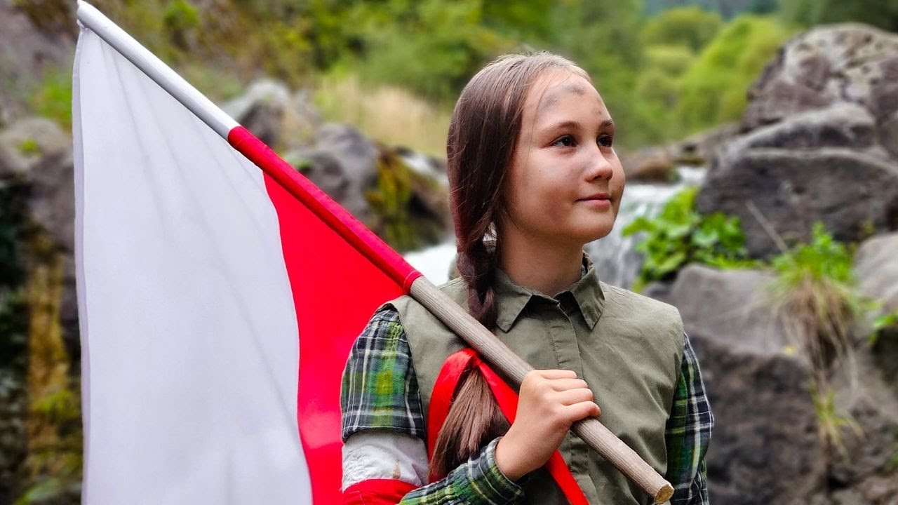 DZIEWCZYNA Z GRANATEM - Jagoda Rusnak (arr. Paweł Wysowski)