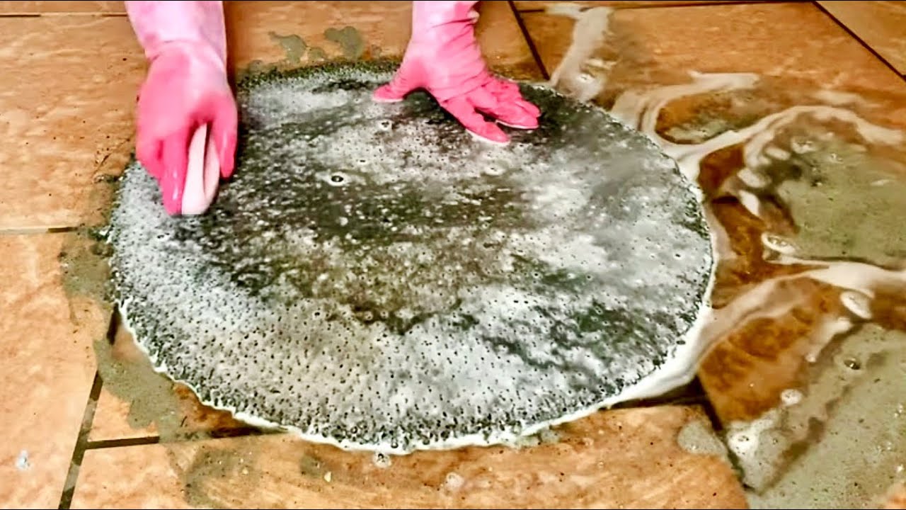 Terrible dirty round carpet cleaning satisfying rug washing carpet foam scraping ASMR