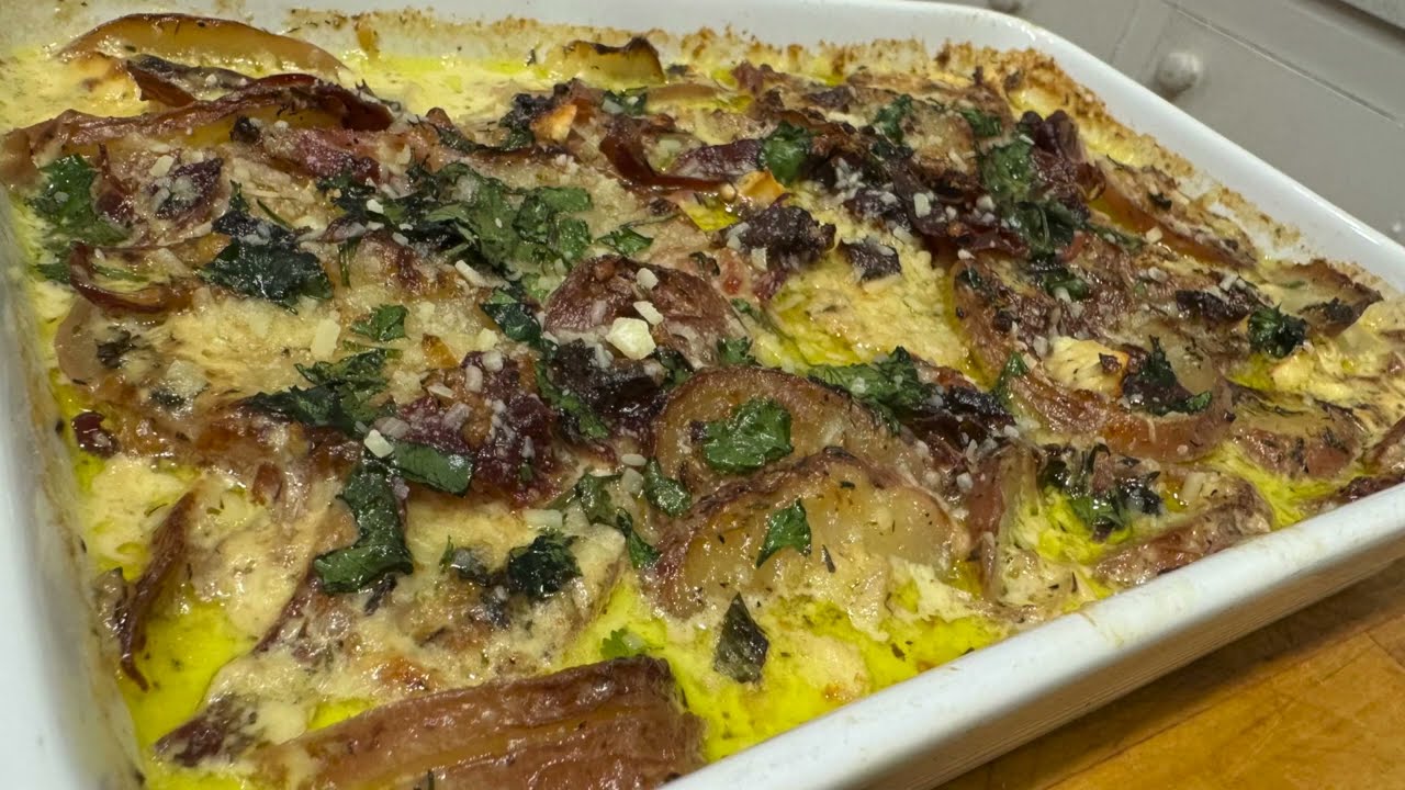 How to cook creamy cheese and bacon potato side dish