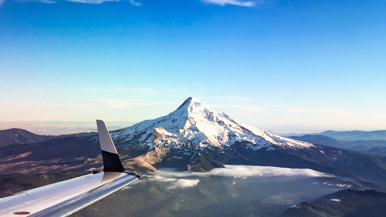 Flying From Portland To Olympia. Phenom 300 With ATC Audio