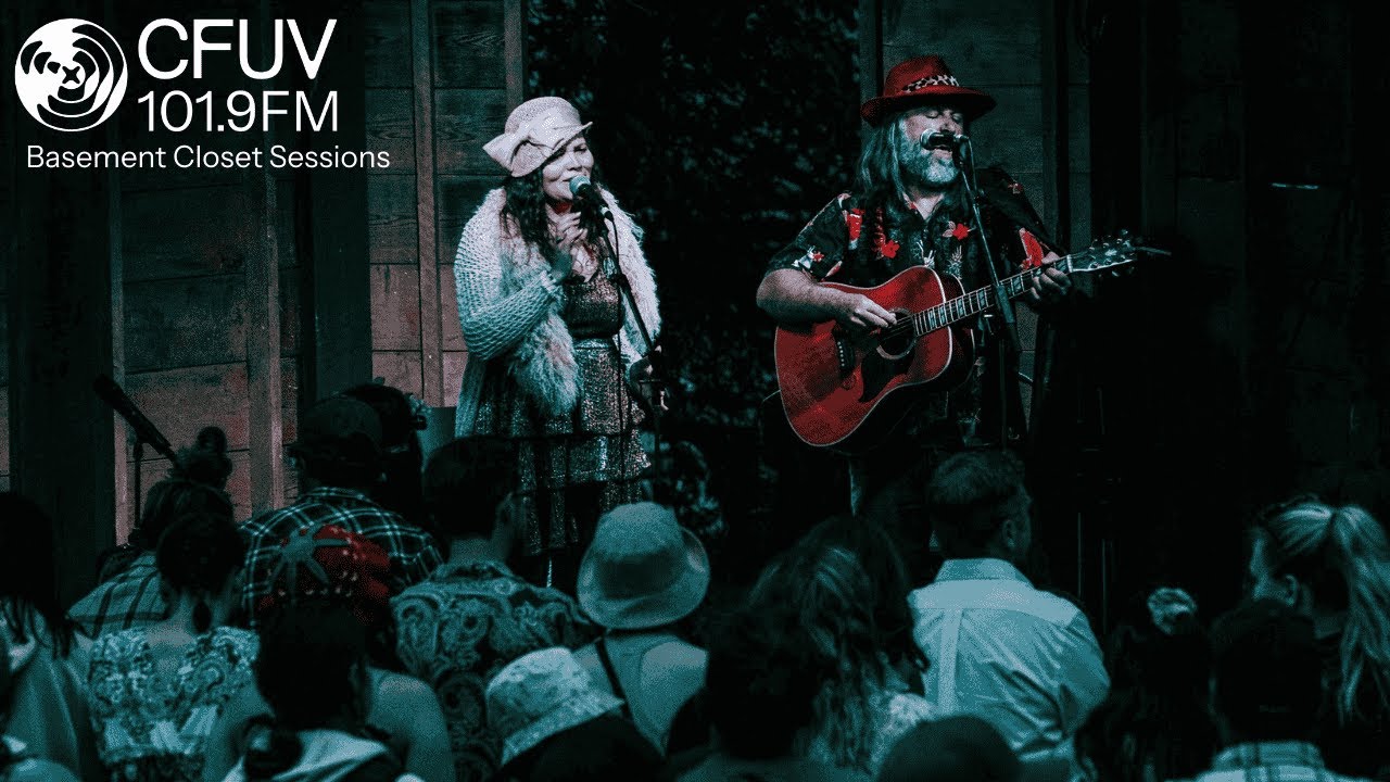 Zonnis &ndash; Live on CFUV 101.9 FM  Basement Closet Sessions