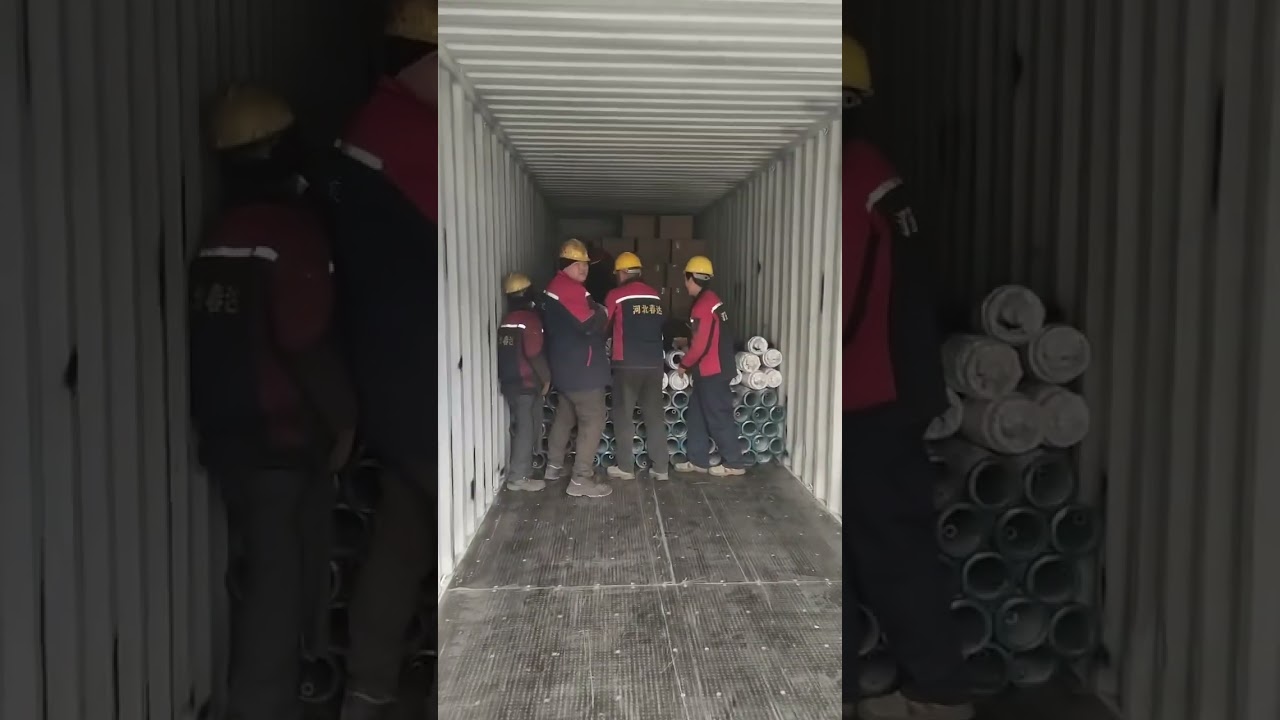 Chinese freight forwarder, container loading, sea freight from China to Brazilian ports.