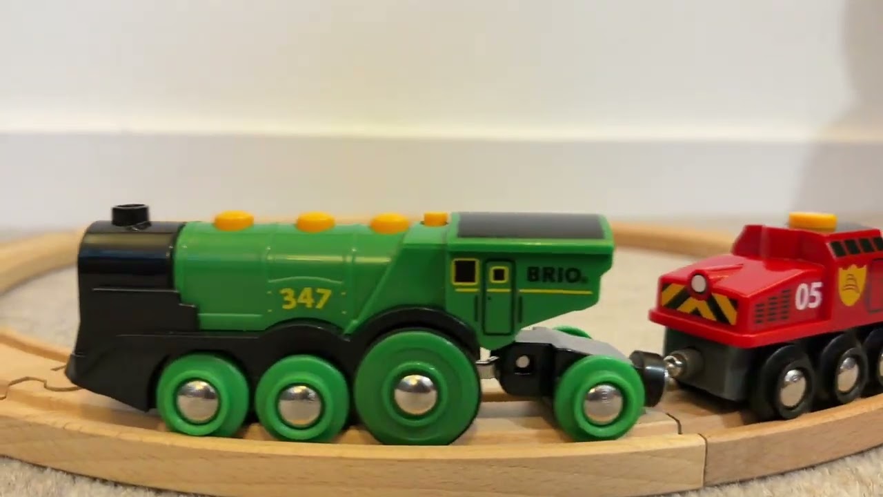 Watch till the end, it’s weirdly satisfying. #trains #trainstoddler 
