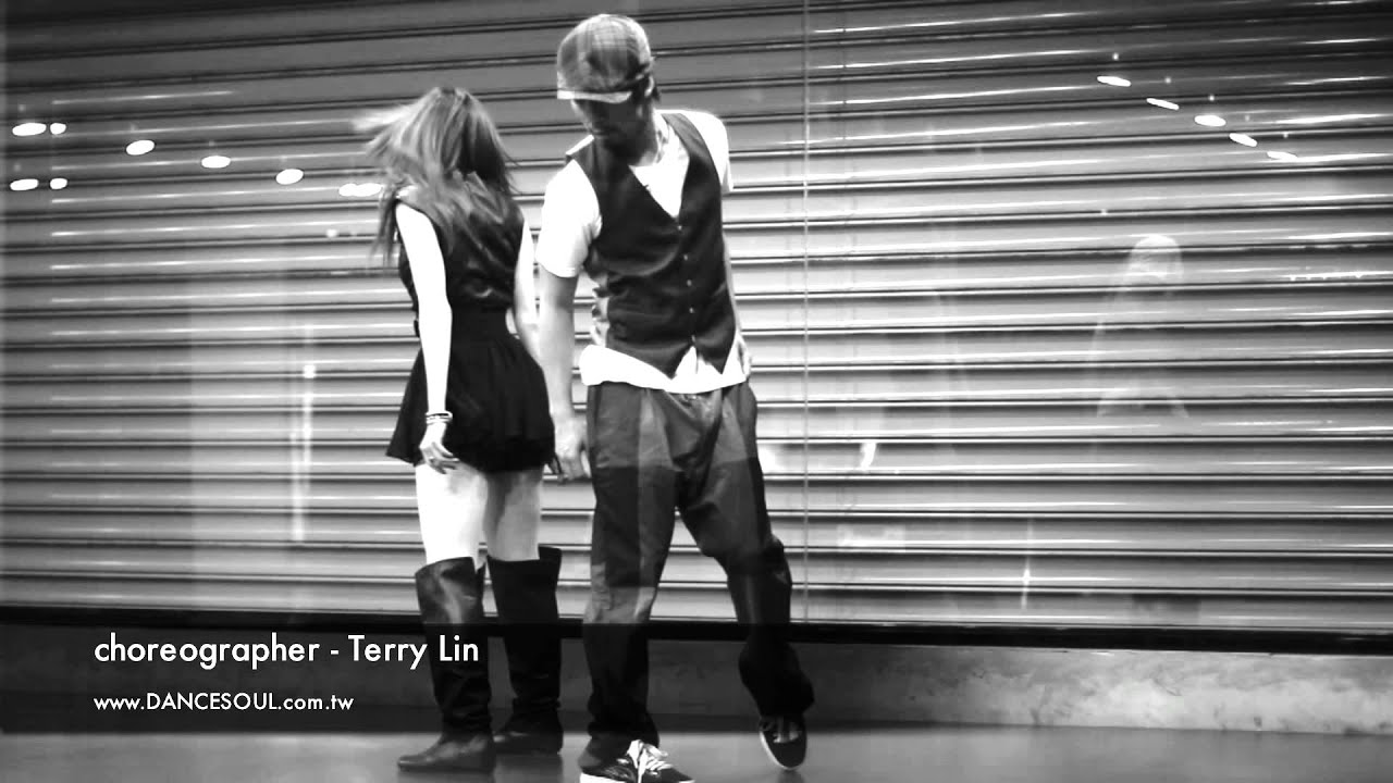 Linda 廖語晴 愛喔愛 官方舞蹈 choreography by terry lin 2011