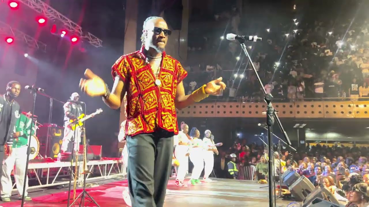 Jah Prayzah 😭 🔥 massive entrance at the refined HICC 2024