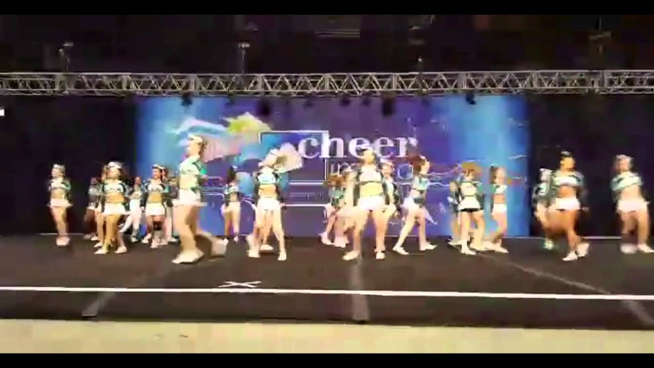 Cheer Extreme Richmond - Xclusive Level 4 Senior Large Coed (2016)