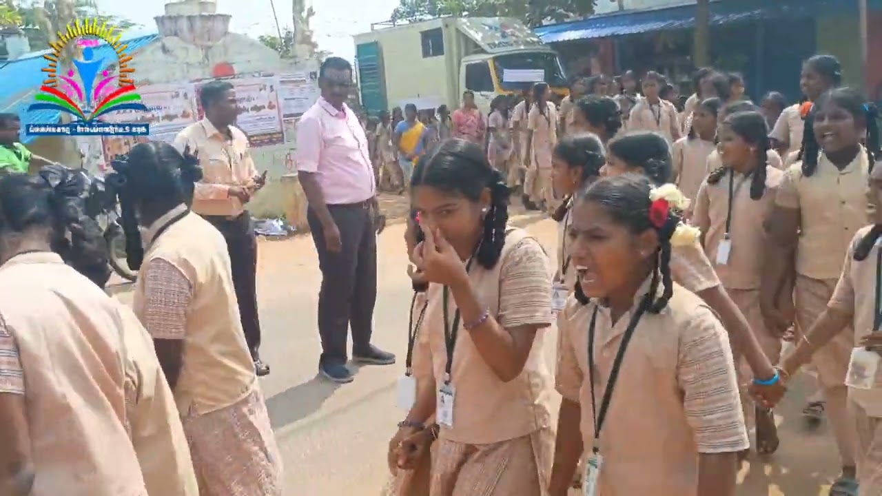சாலை பாதுகாப்பு விழிப்புணர்வு பேரணி