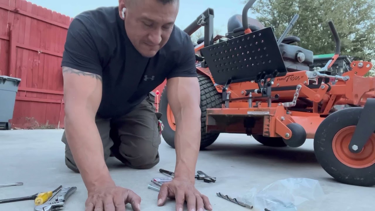 Instalación Advanced Chute System     Scag TurfTiger 2,     61”