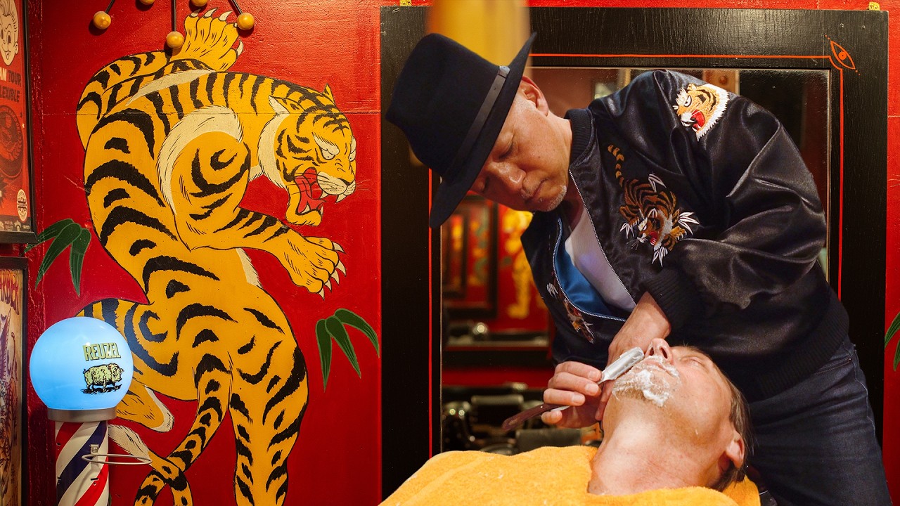 💈 Relaxing Timeless Goatee Shave & Ducktail Hair Styling At Blue Velvet’s | Hiroshima, Japan