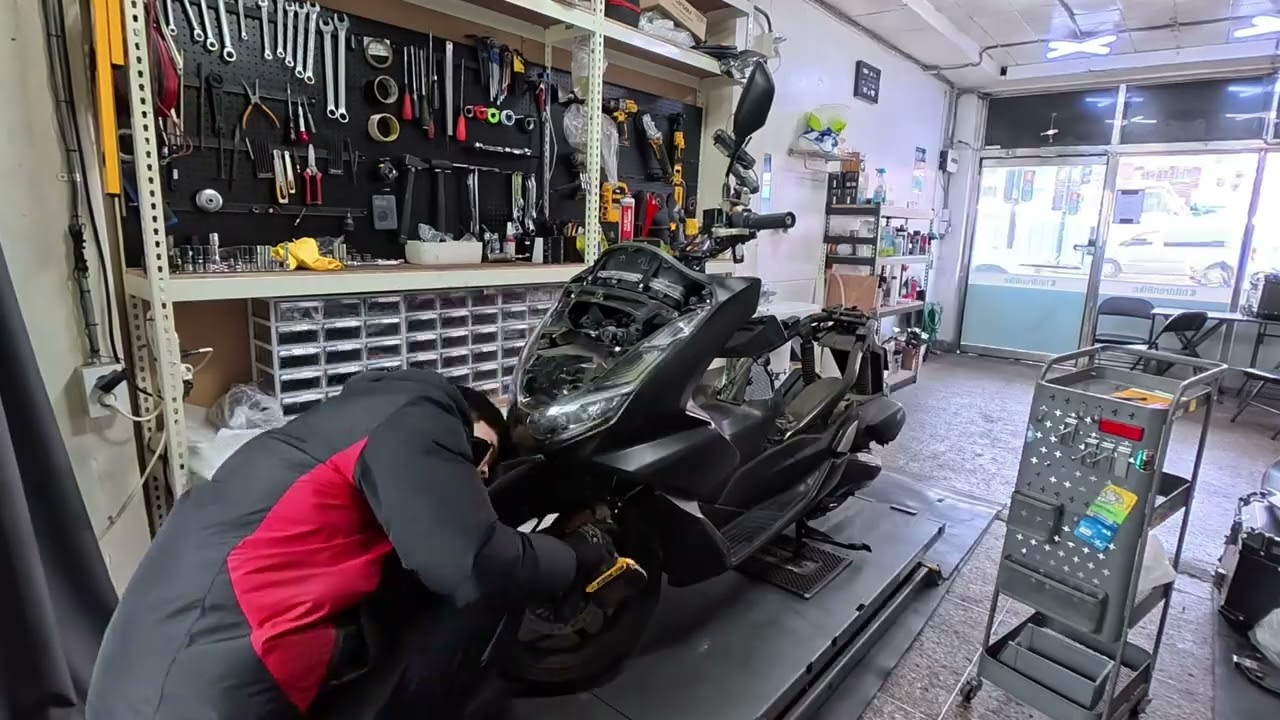 혼다 PCX 블랙박스 장착