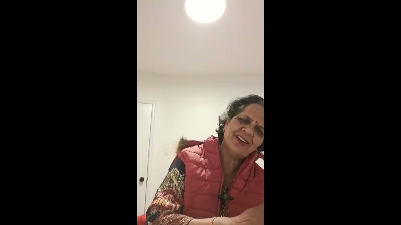 Holi bhajan : Barse rang gulaal shyam teri holi mein