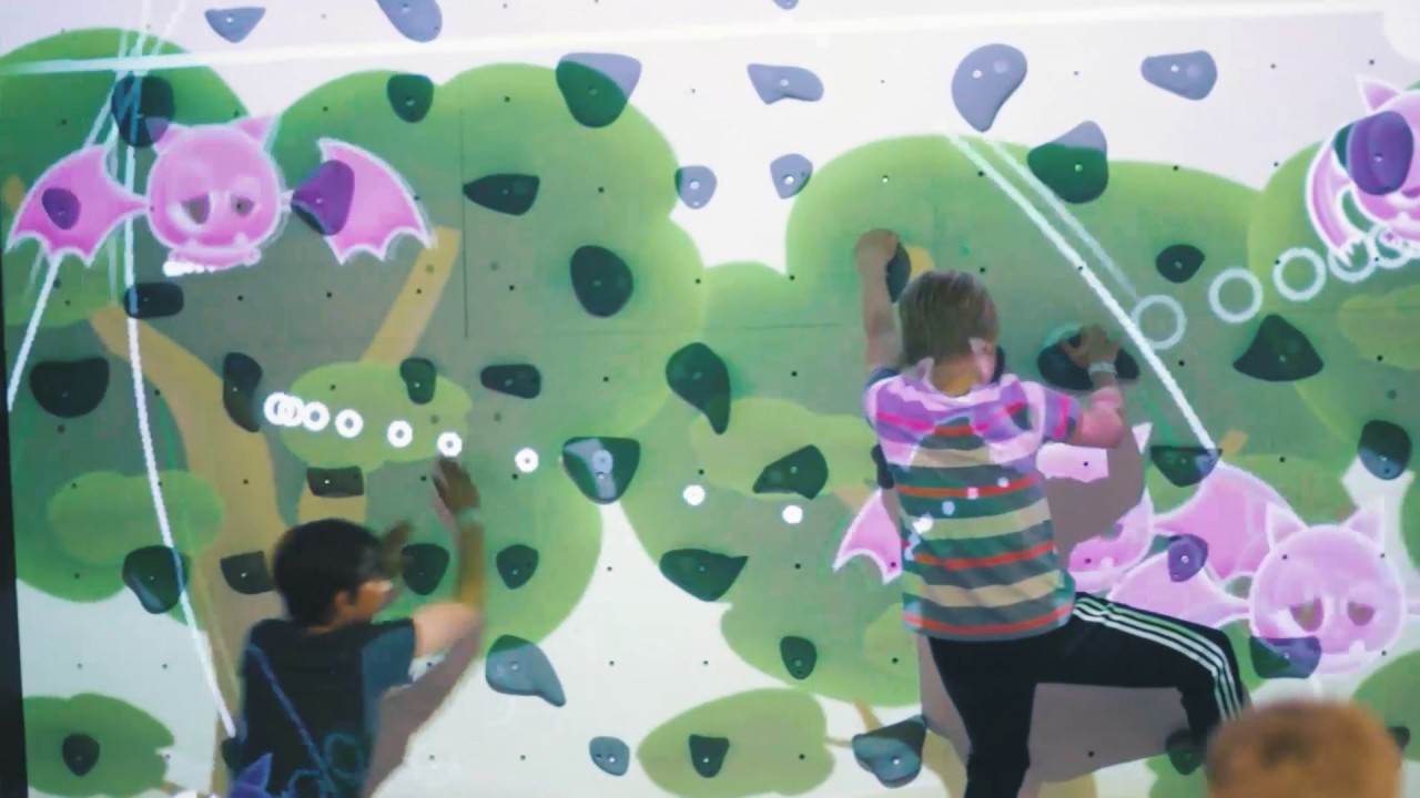 Augmented Climbing Wall - Fired up Technologies