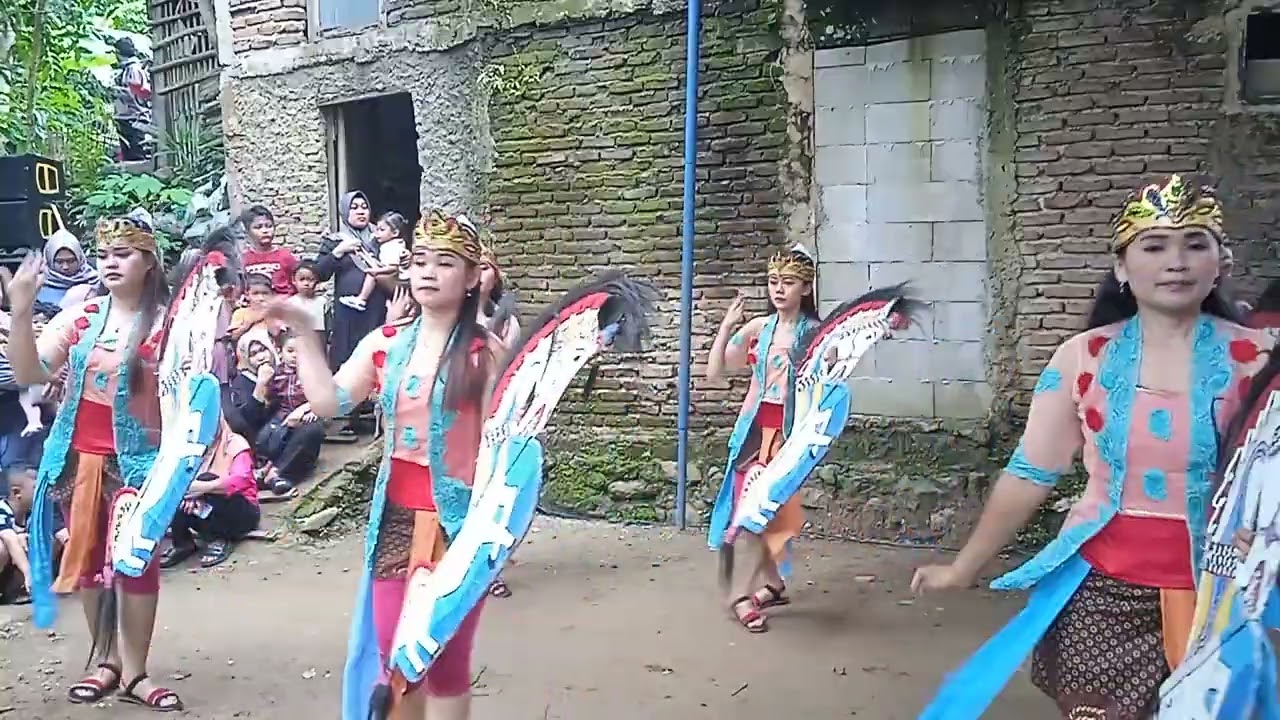 Pesona penari cantik ebeg NGESTI SETYA BUDAYA Silangit mbawang Banjarnegara live banaran Duren BNA