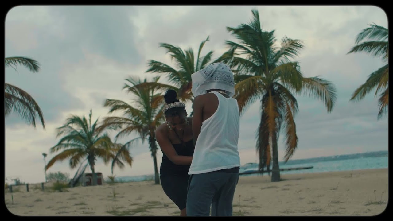 HELC&Iacute;RIO - Tarzan 🌴