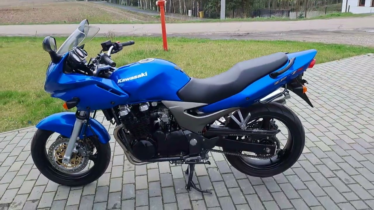 Kawasaki zr7s tel 500134533.  18tys km.  