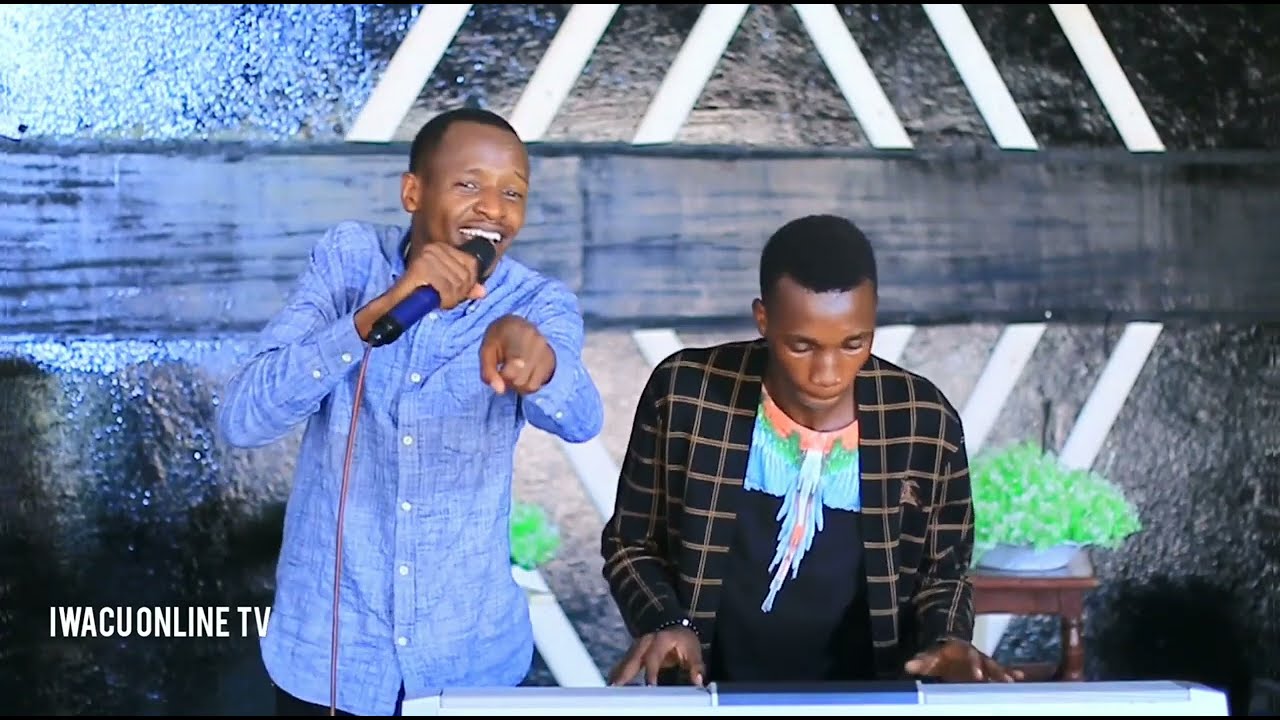 ABASORE BARIMO IMPANO IKOMEYE UNVA IBYO BAKORA KUR PIANO🔥🔥