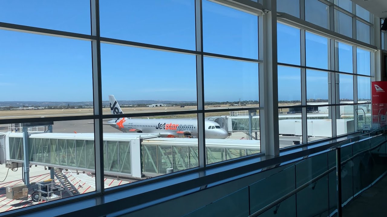 Jetstar A320 Adelaide-Cairns (ECONOMY)